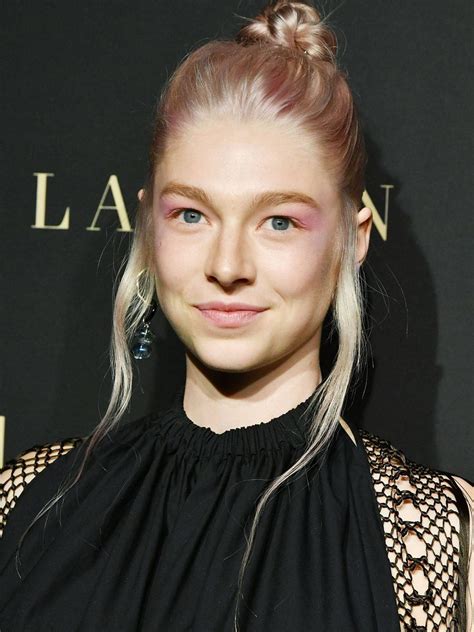 hunter schafer versace|mx schafer bio.